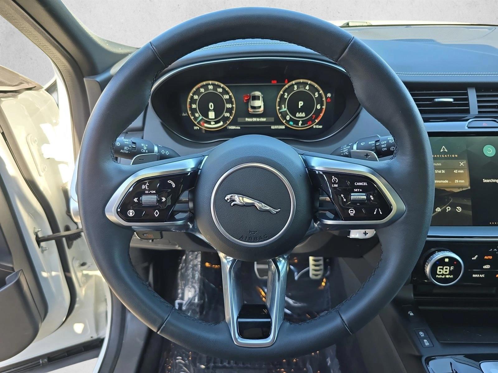 2024 Jaguar E-Pace R-DYNAMIC SE - Photo 18