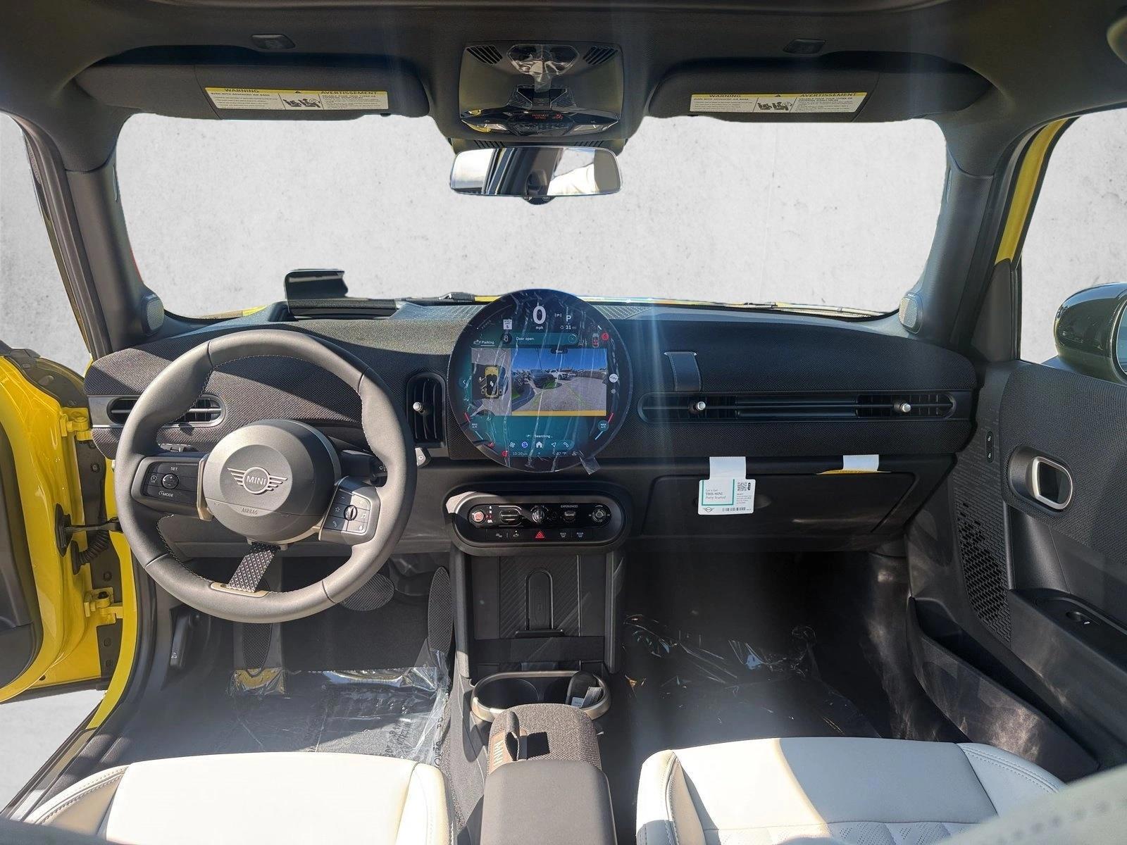 Thumbnail: 2027 MINI Cooper Hardtop - 3