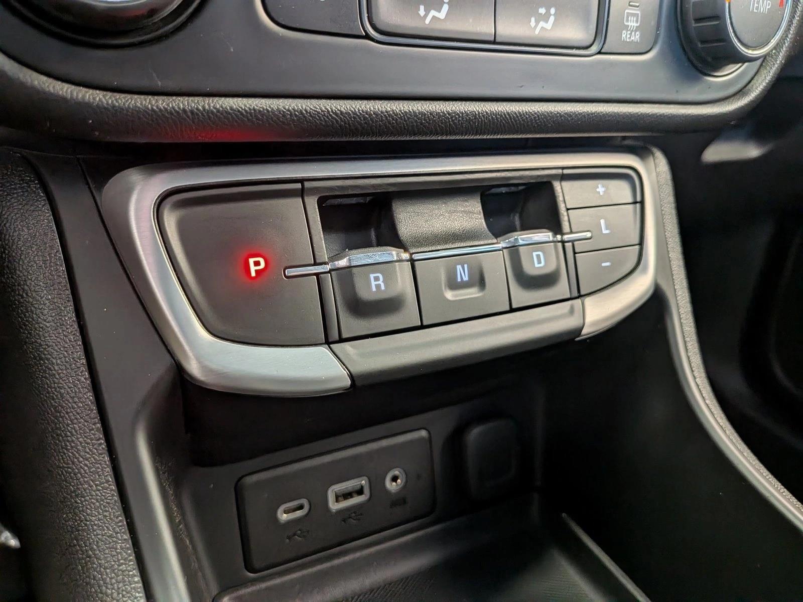 2024 GMC Terrain SLE - Photo 17