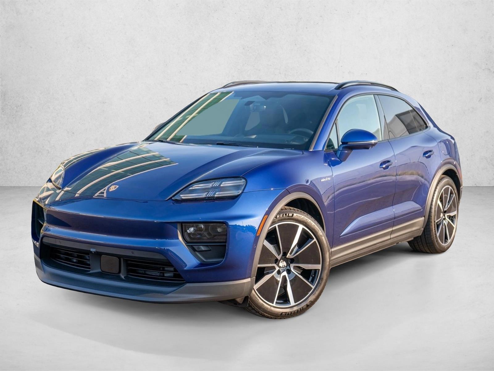 Thumbnail: 2026 Porsche Macan - 1