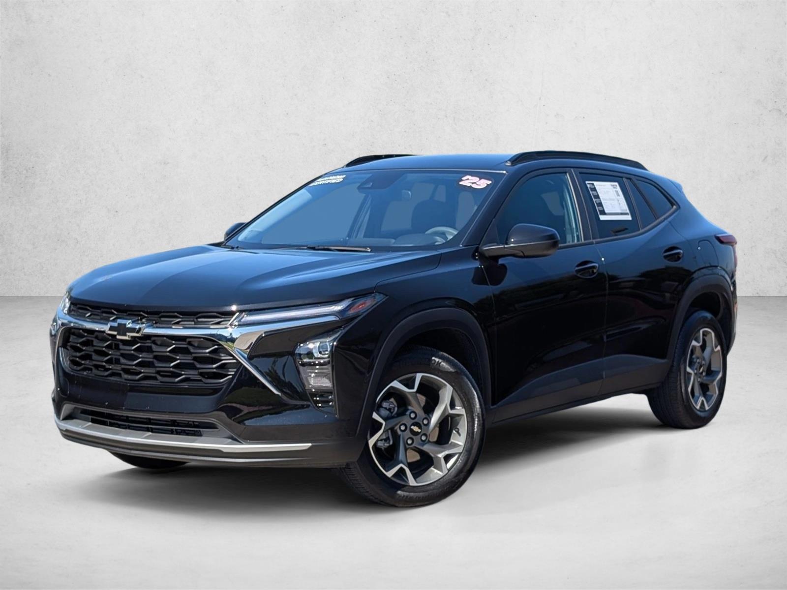 Thumbnail: 2025 Chevrolet Trax - 1