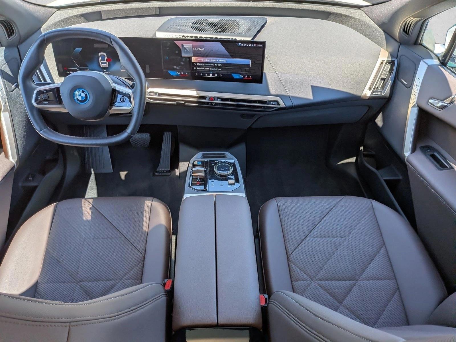 Thumbnail: 2025 BMW iX - 4