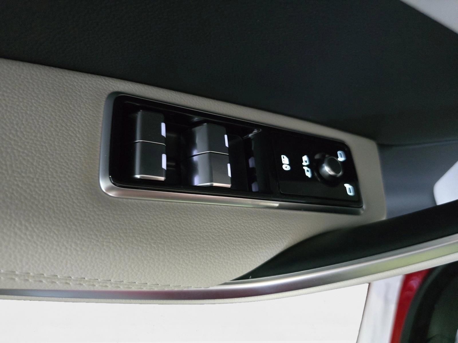 2026 Jaguar F-Pace R-Dynamic S - Photo 24