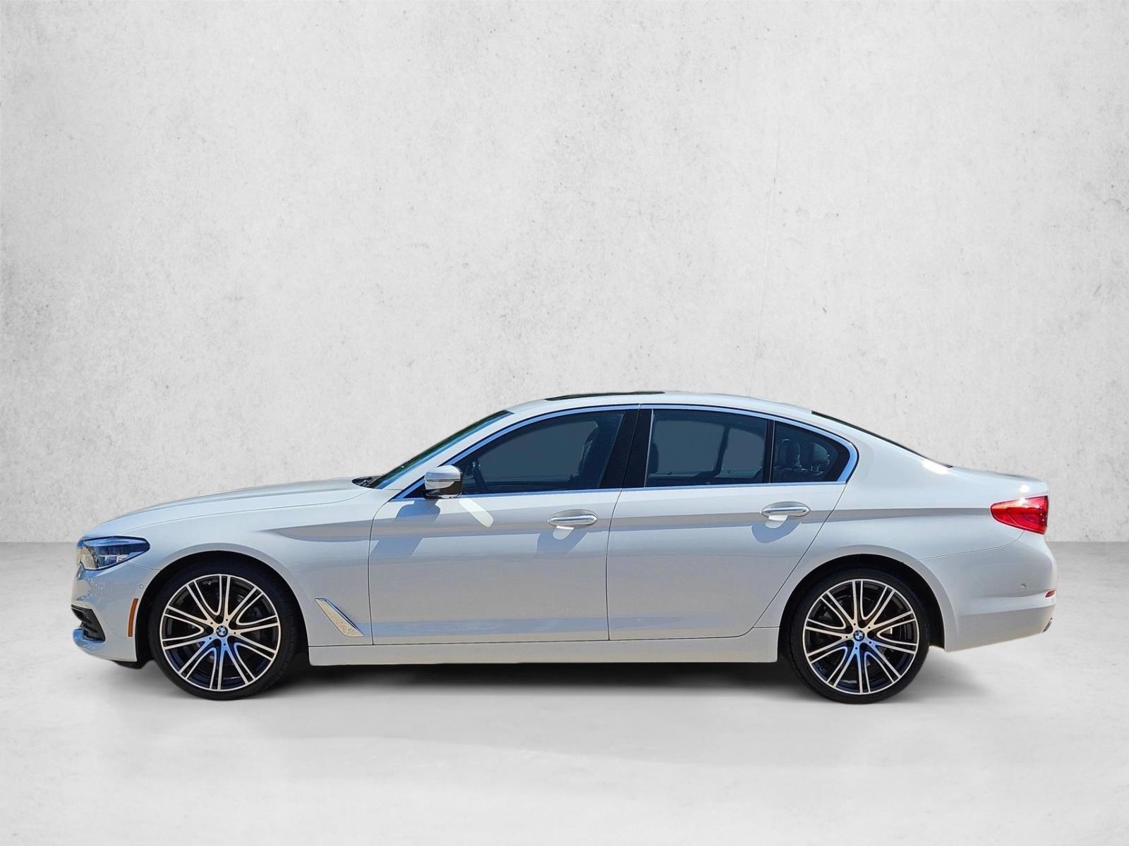Thumbnail: 2017 BMW 5 Series - 2
