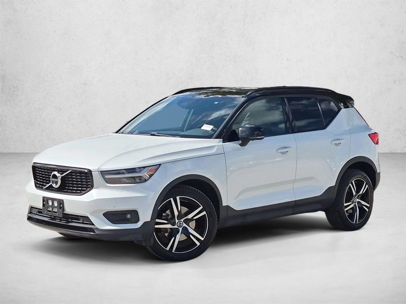 2022 Volvo XC40