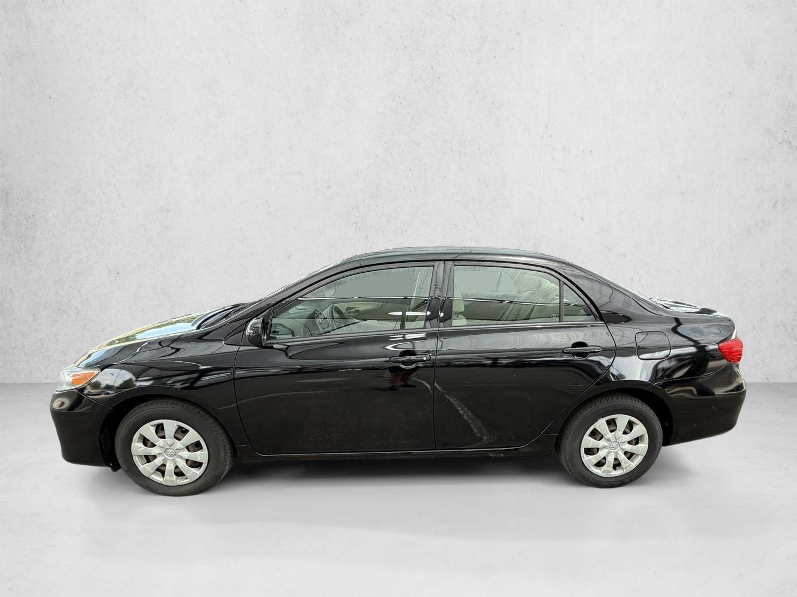 Thumbnail: 2011 Toyota Corolla - 2
