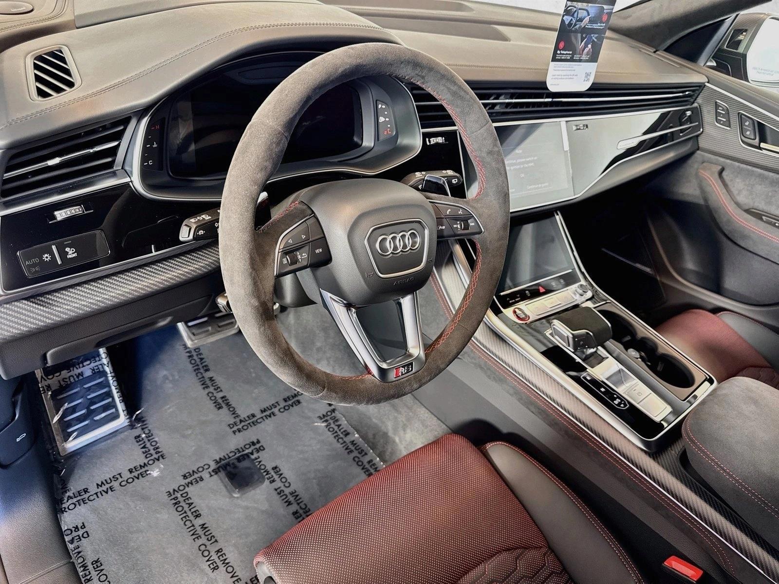 Thumbnail: 2026 Audi RS Q8 - 3
