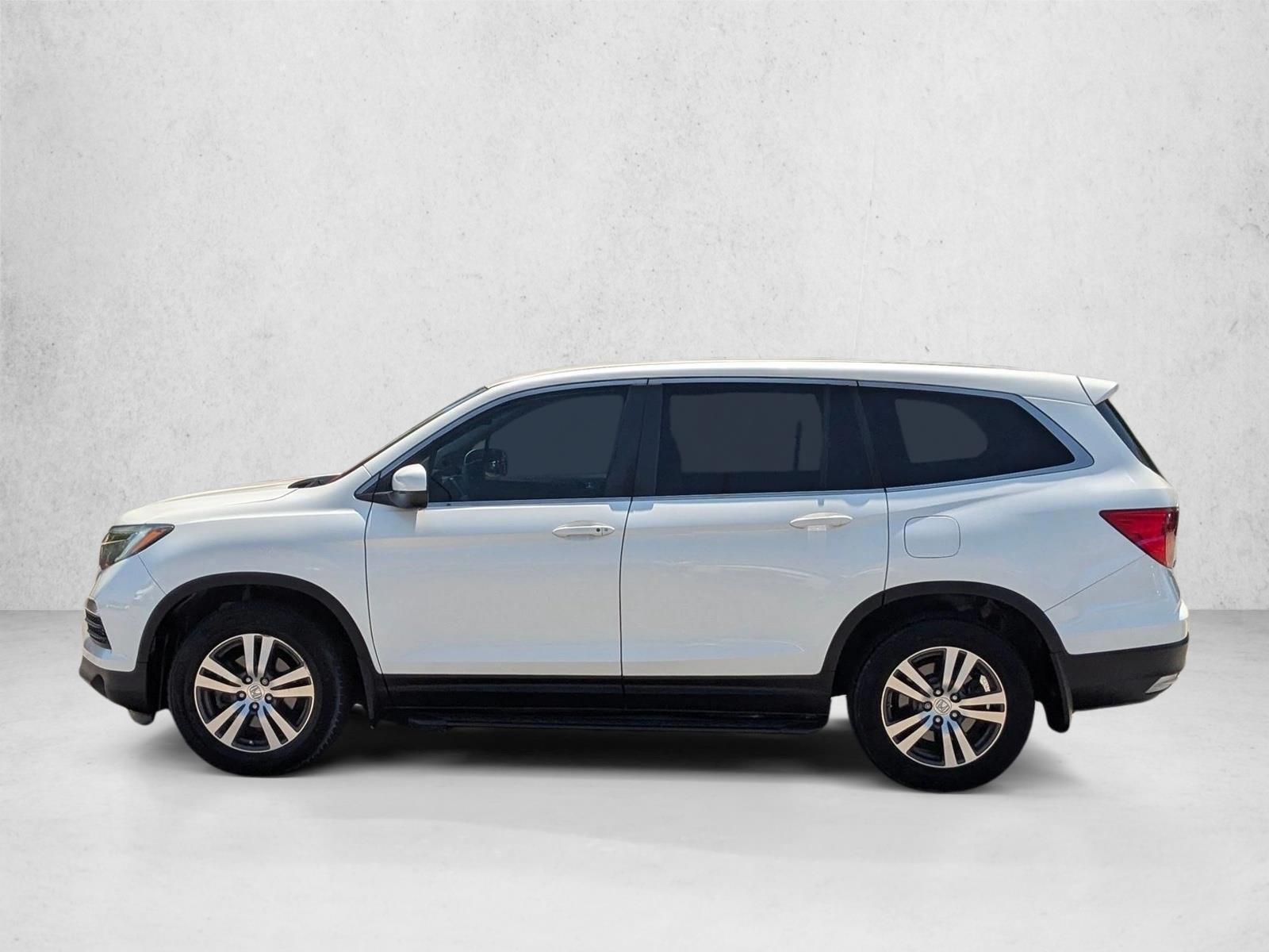 Thumbnail: 2016 Honda Pilot - 2