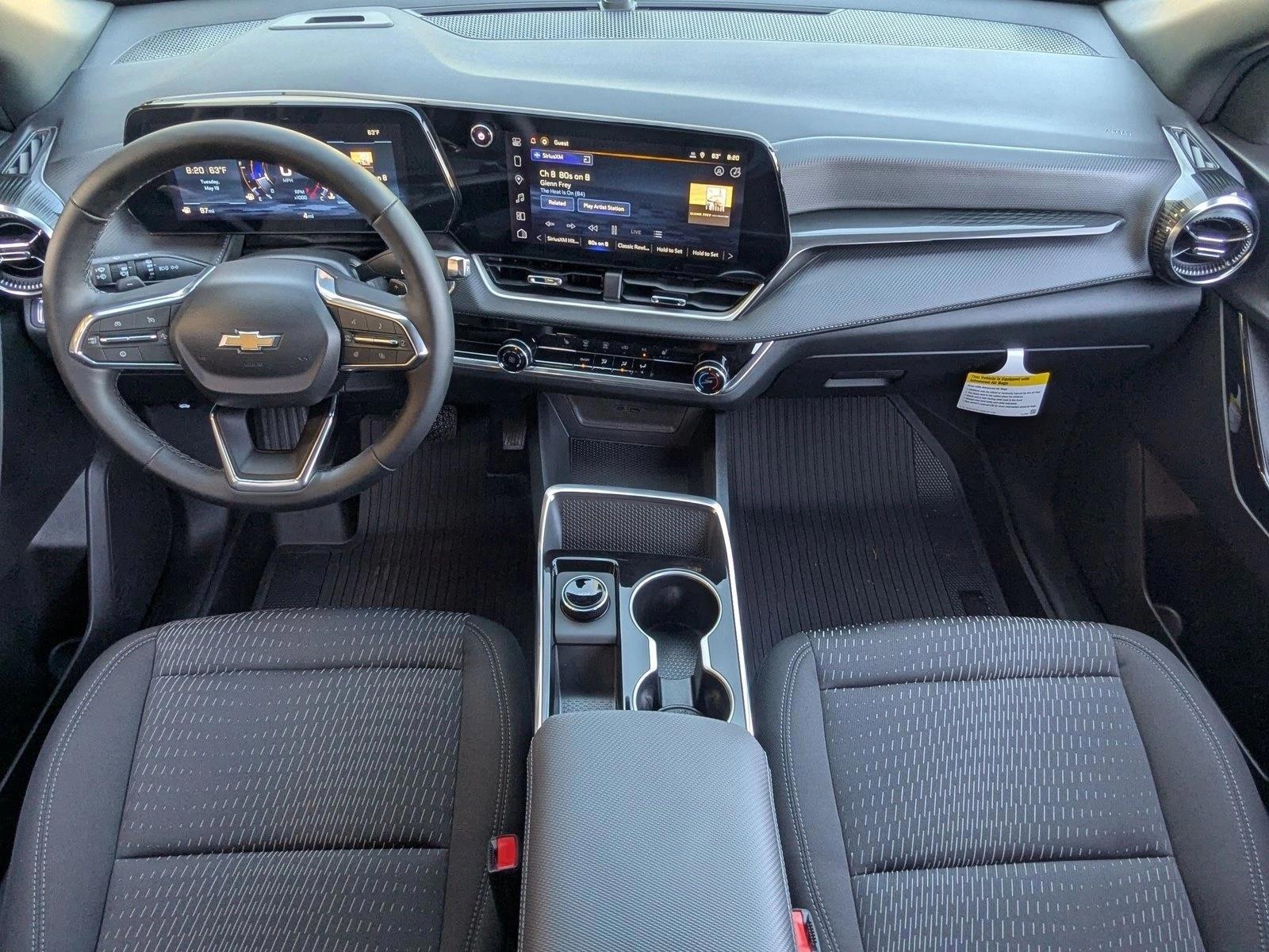 Thumbnail: 2026 Chevrolet Equinox - 4