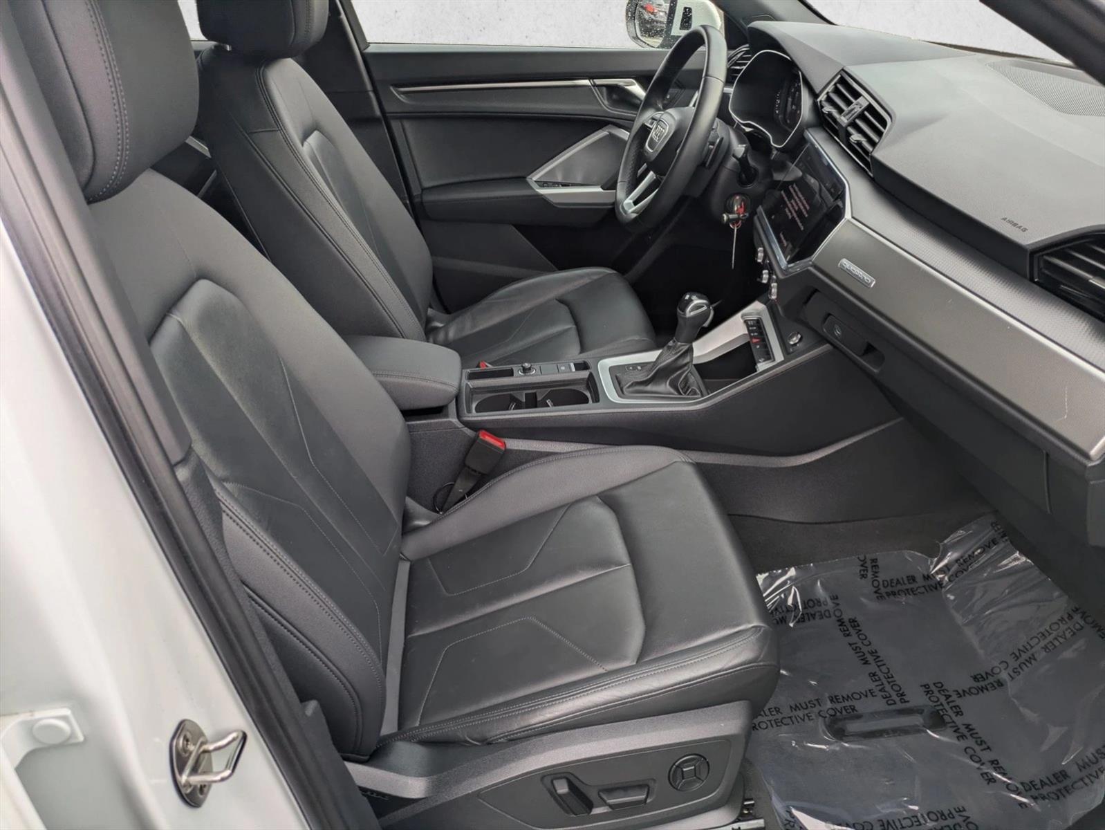 2025 Audi Q3 S Line Premium - Photo 20