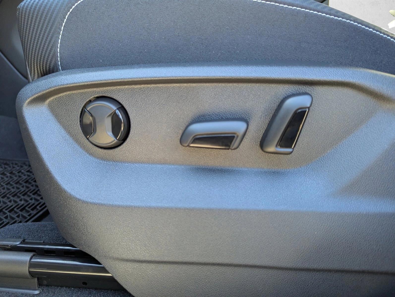 Thumbnail: 2026 Volkswagen Atlas - 3