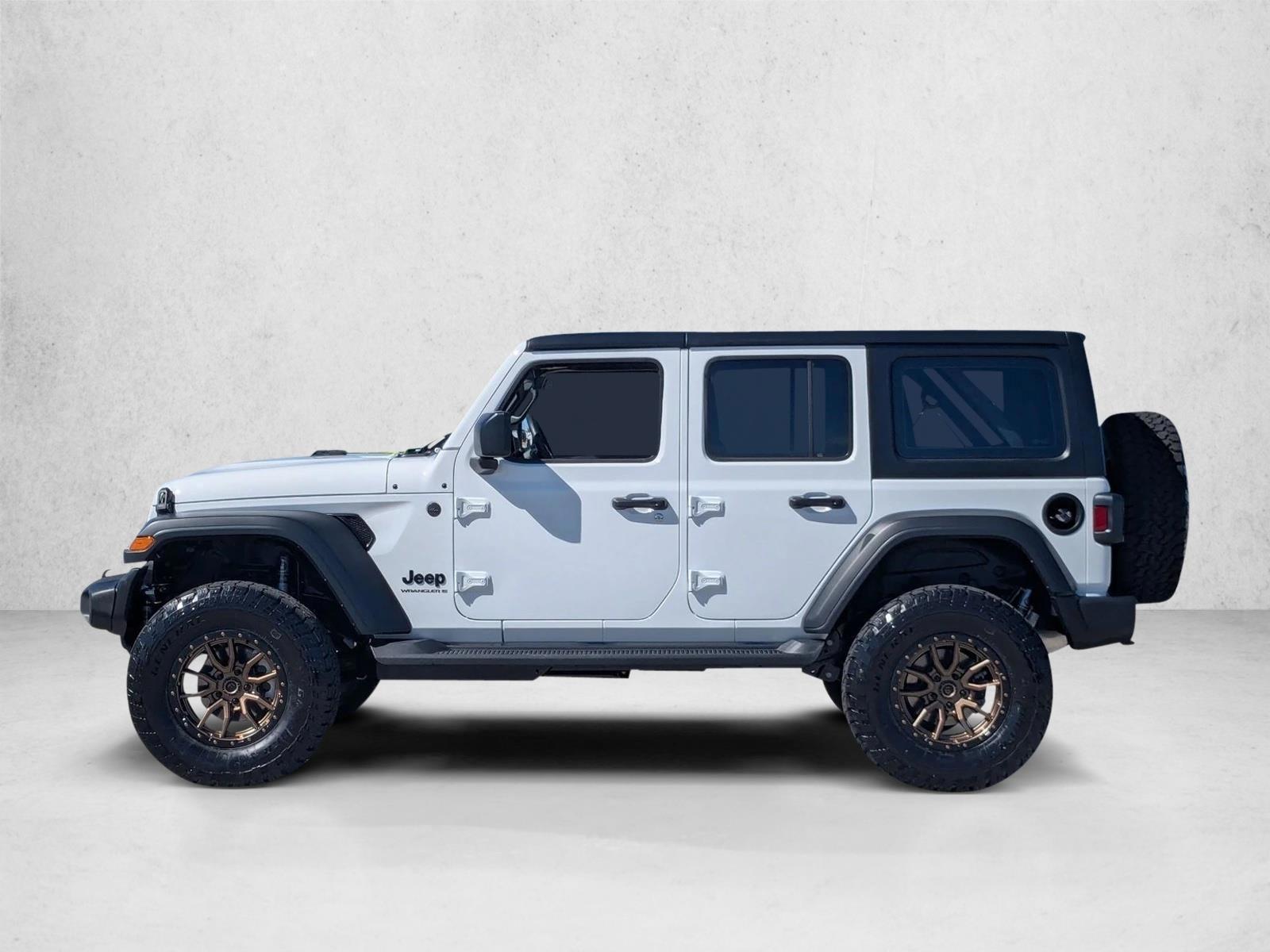 Thumbnail: 2026 Jeep Wrangler - 2