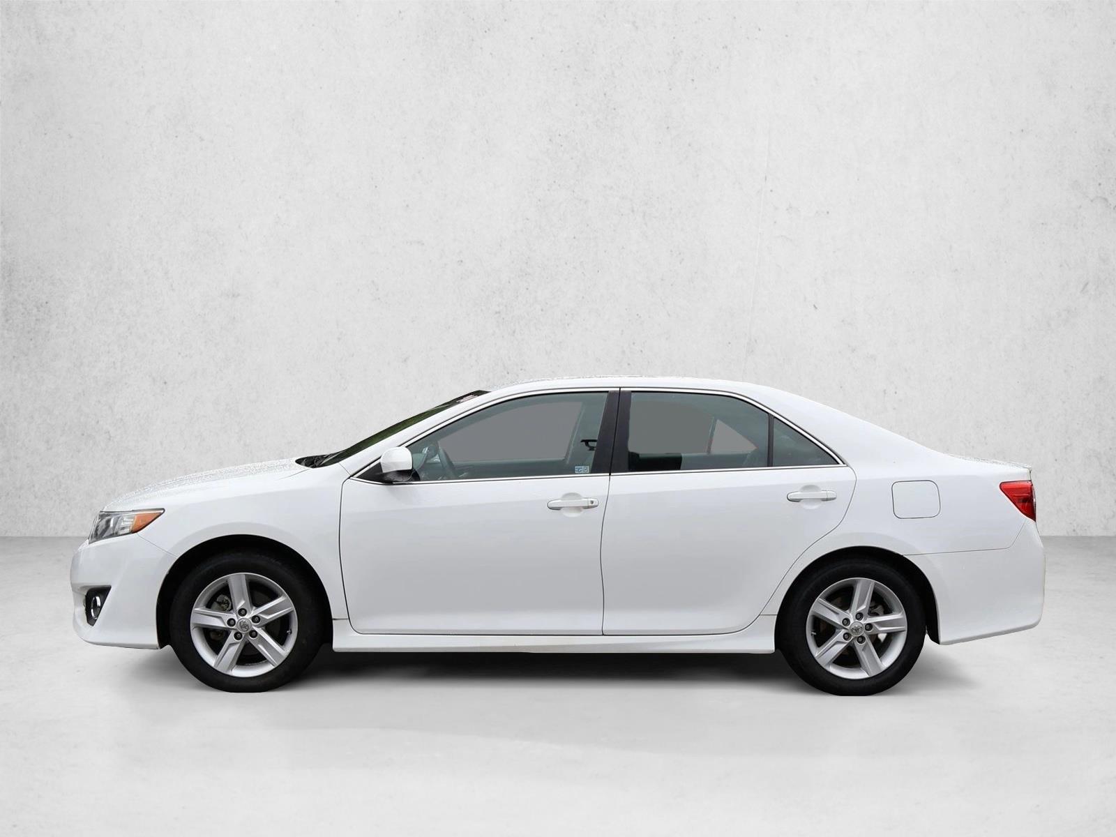 Thumbnail: 2014 Toyota Camry - 2
