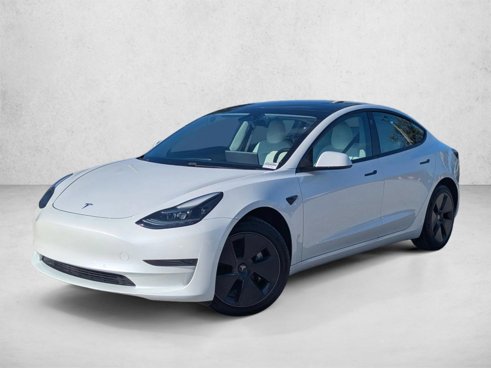 Thumbnail: 2021 Tesla Model 3 - 1