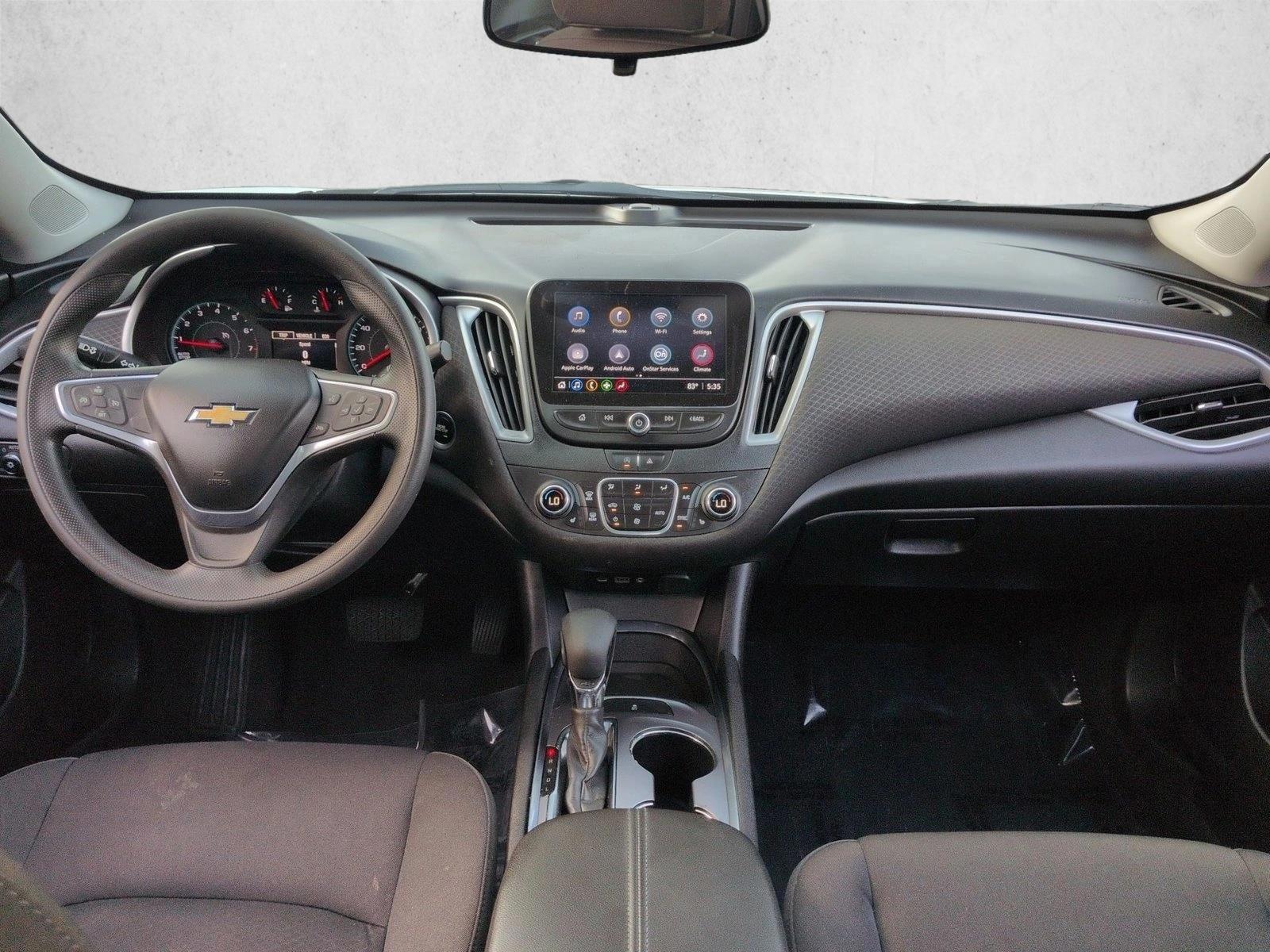 Thumbnail: 2022 Chevrolet Malibu - 4