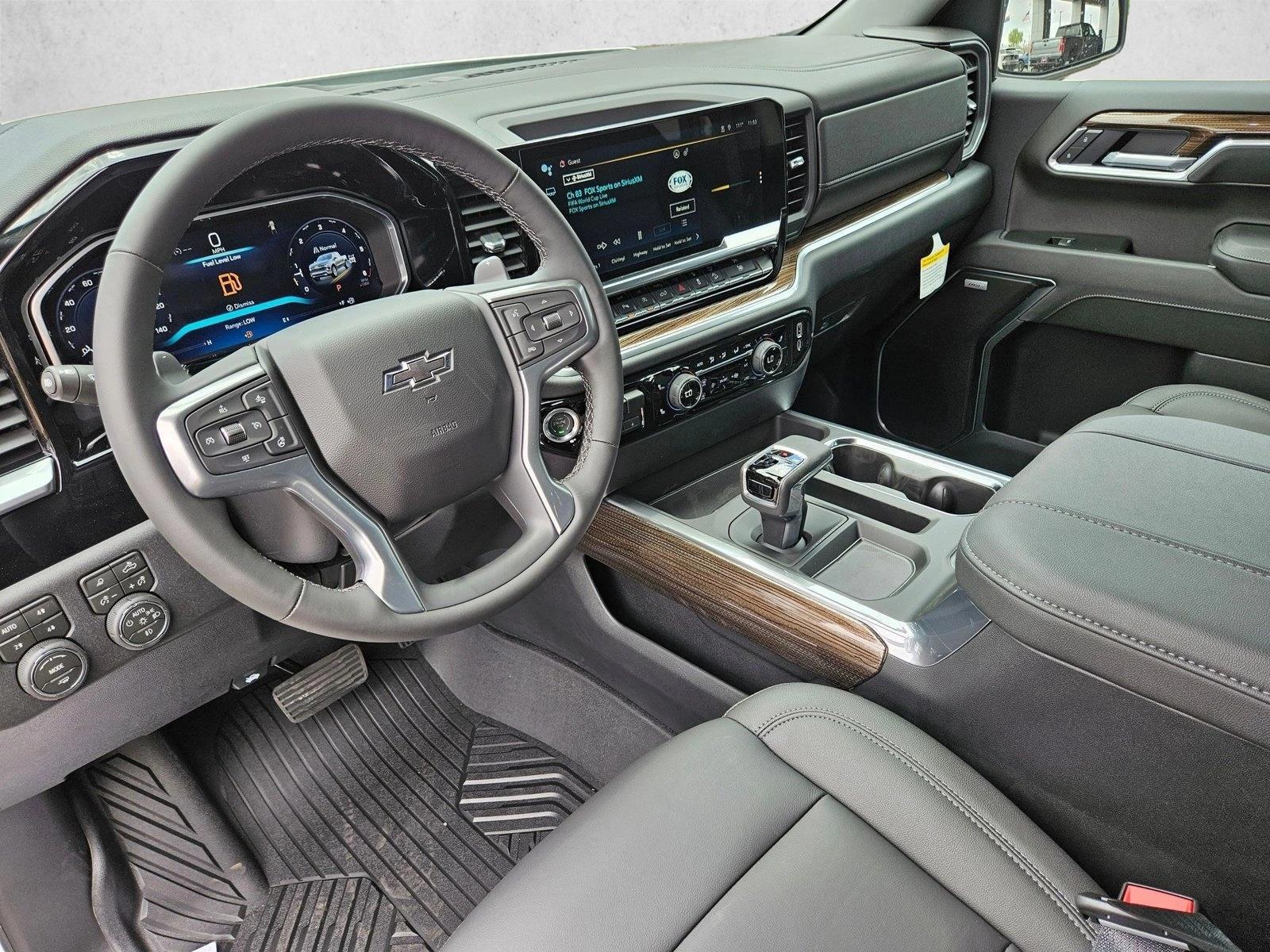 Thumbnail: 2026 Chevrolet Silverado 1500 - 3