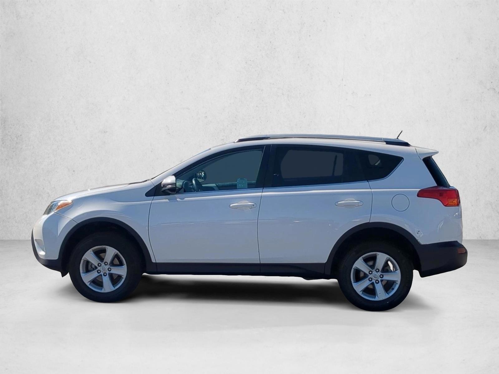 Thumbnail: 2014 Toyota RAV4 - 2