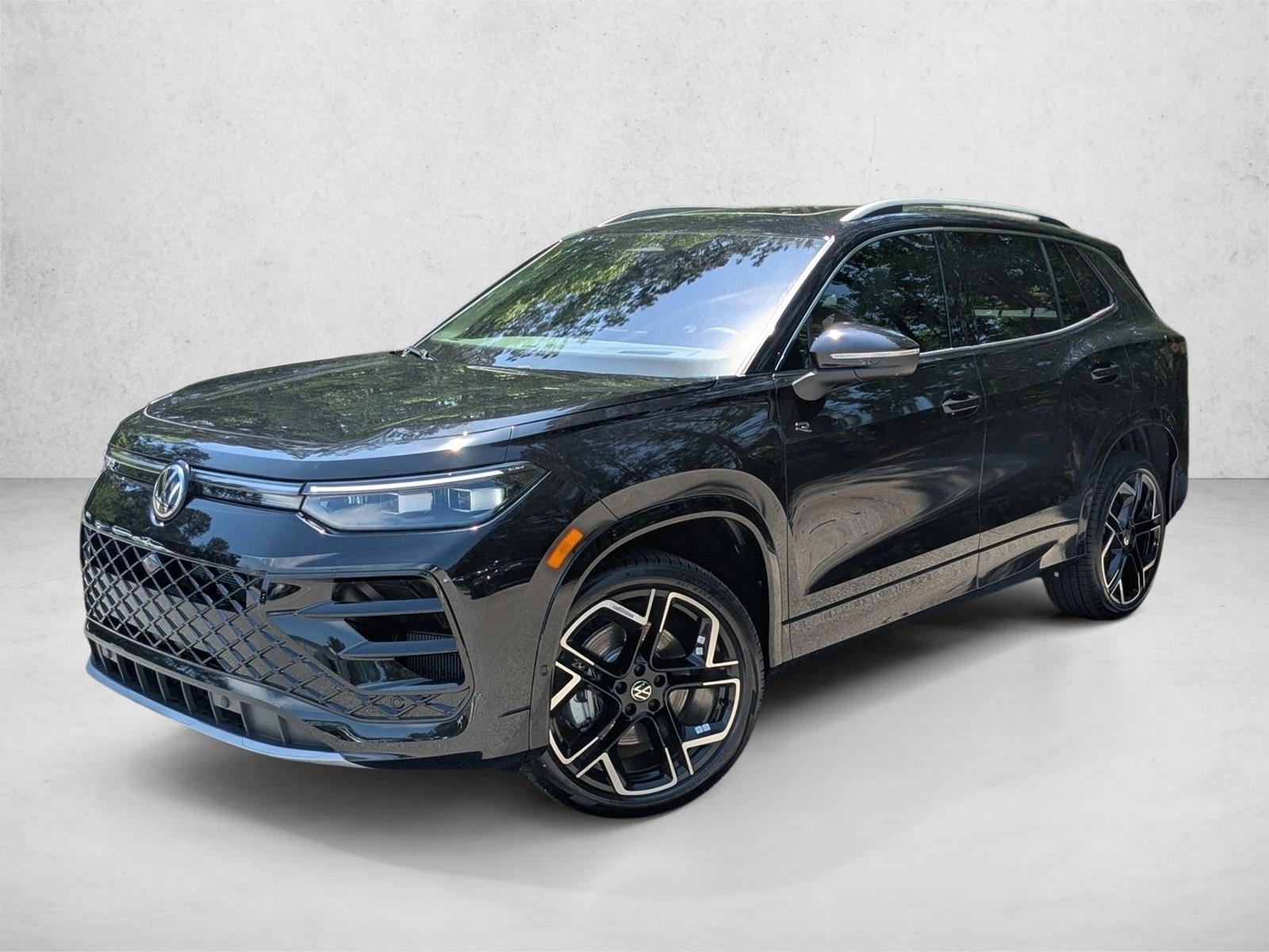 Thumbnail: 2026 Volkswagen Tiguan - 1