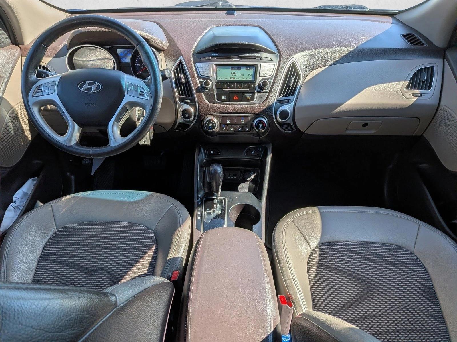 Thumbnail: 2013 Hyundai Tucson - 4