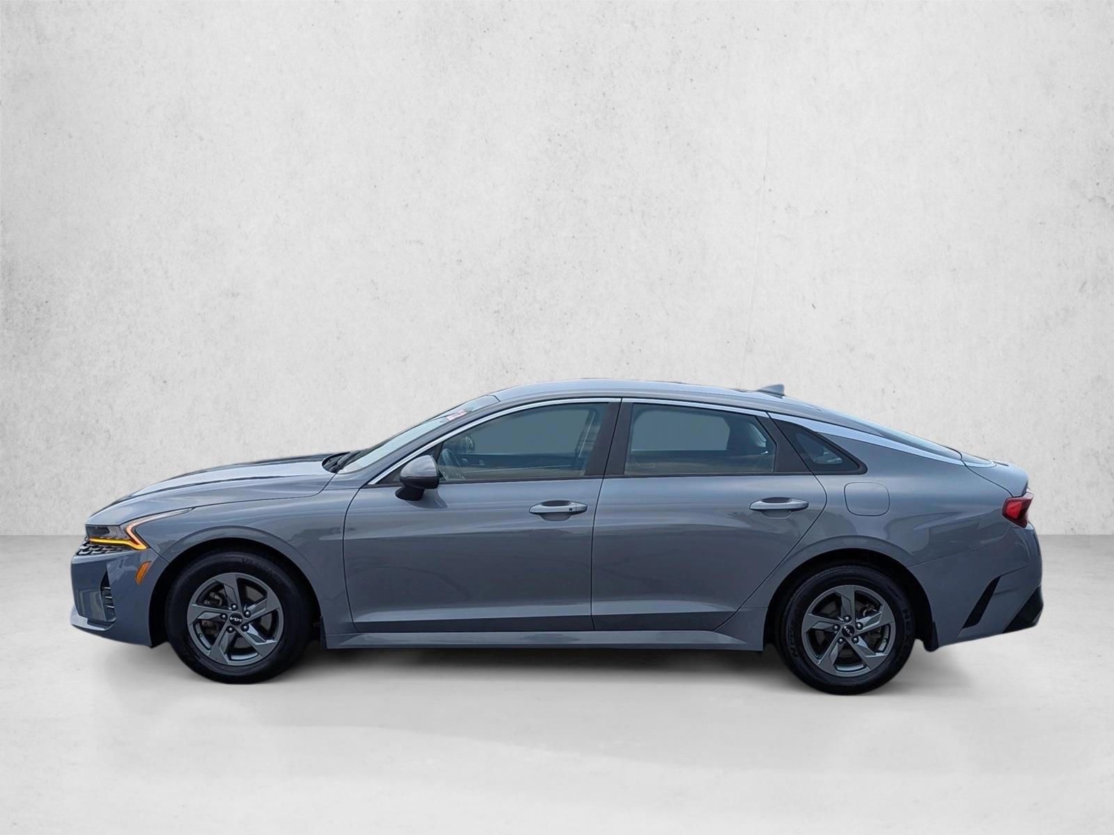 Thumbnail: 2022 Kia K5 - 2