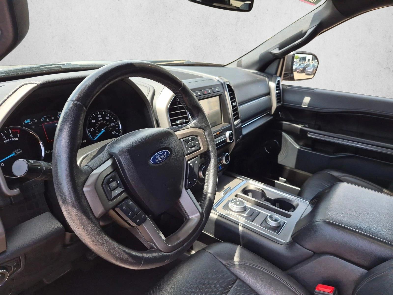 Thumbnail: 2020 Ford Expedition - 3