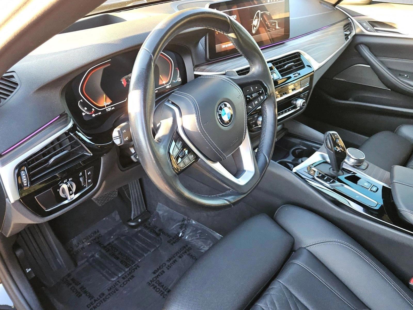 Thumbnail: 2023 BMW 5 Series - 3