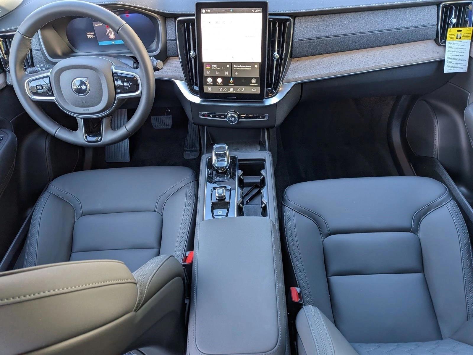 Thumbnail: 2026 Volvo XC90 - 4