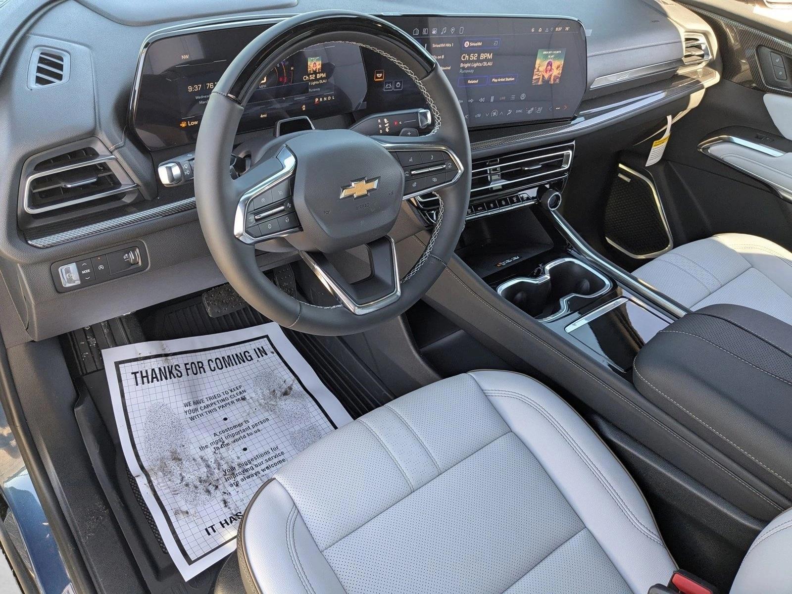Thumbnail: 2026 Chevrolet Traverse - 3