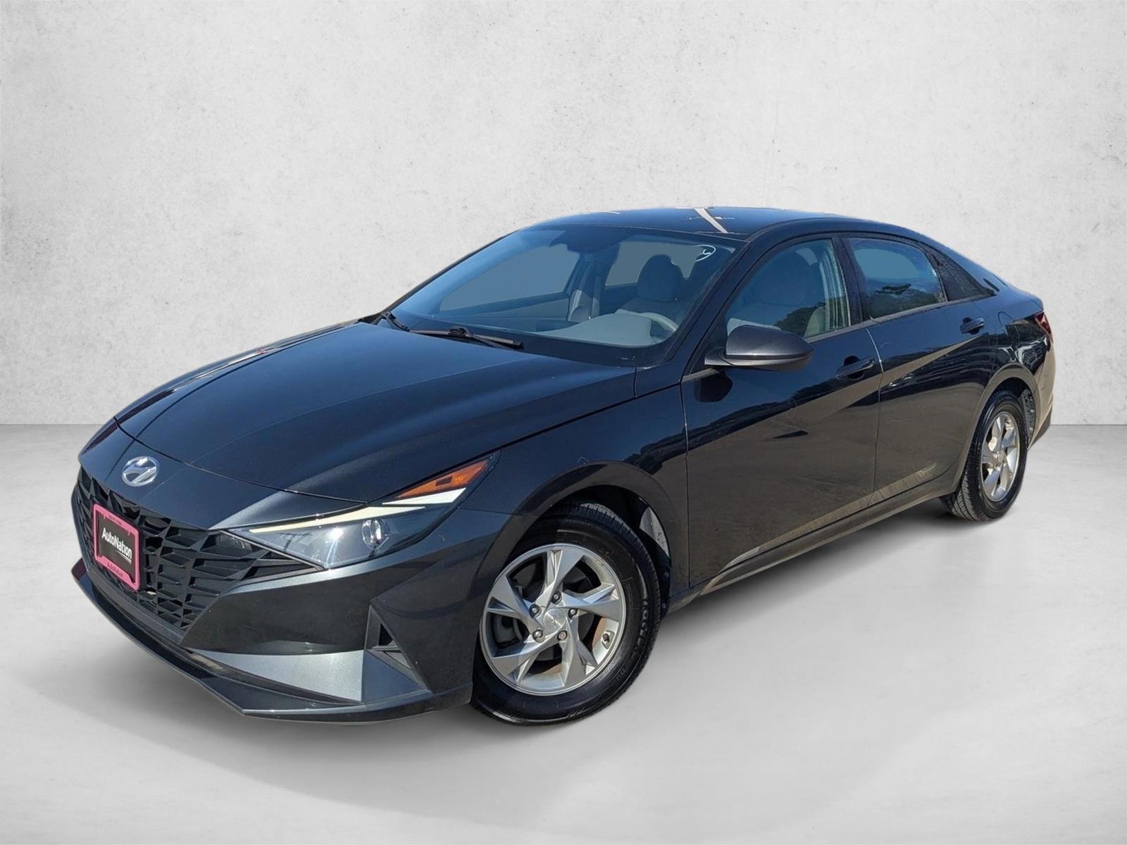 Thumbnail: 2022 Hyundai Elantra - 1