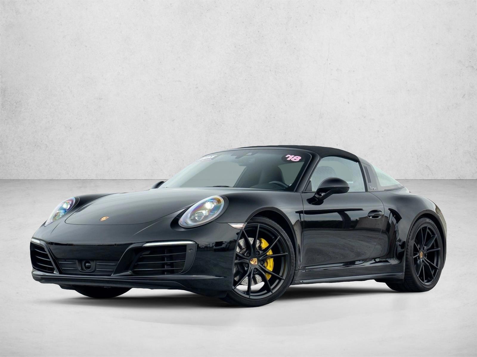 Thumbnail: 2018 Porsche 911 - 2