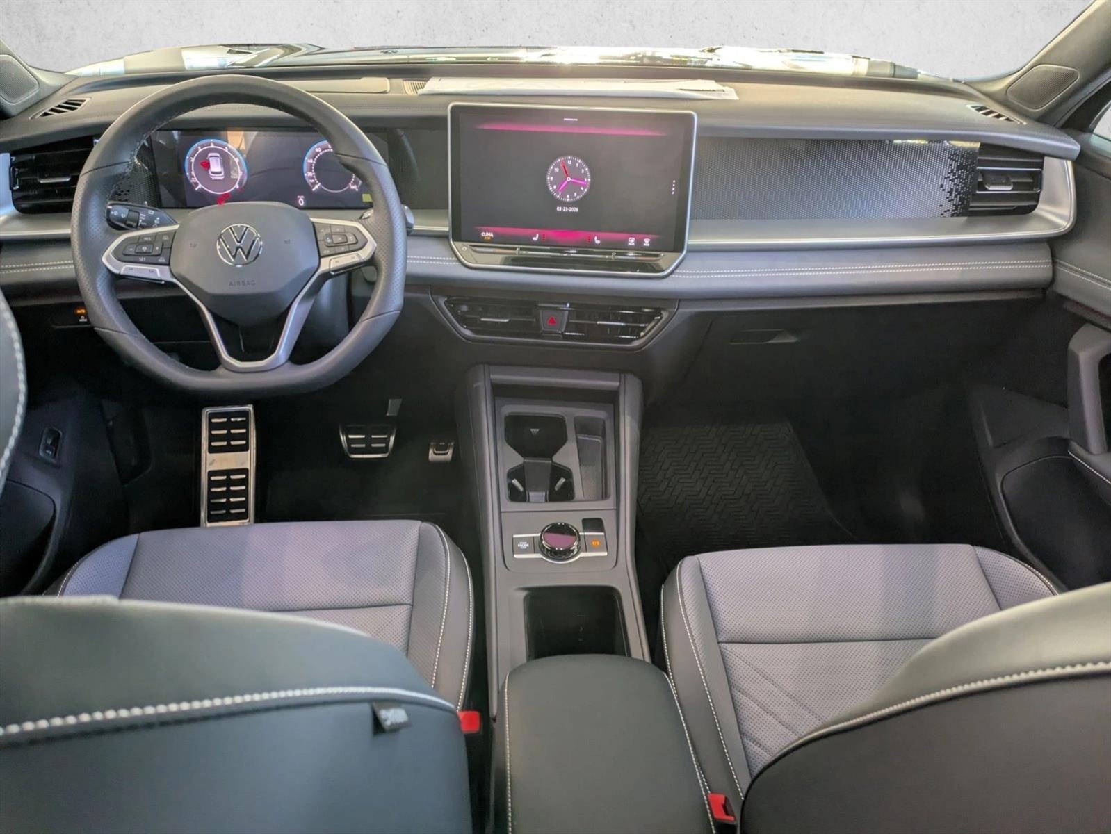 Thumbnail: 2026 Volkswagen Tiguan - 4