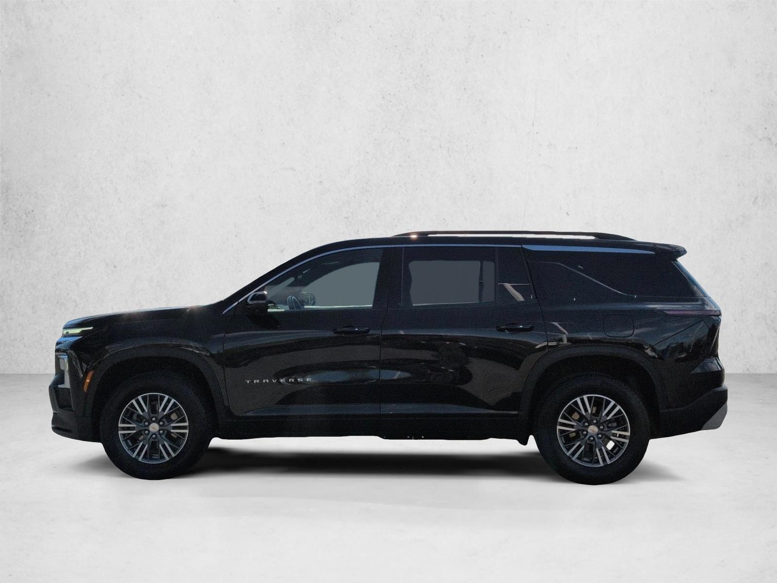 Thumbnail: 2024 Chevrolet Traverse - 2