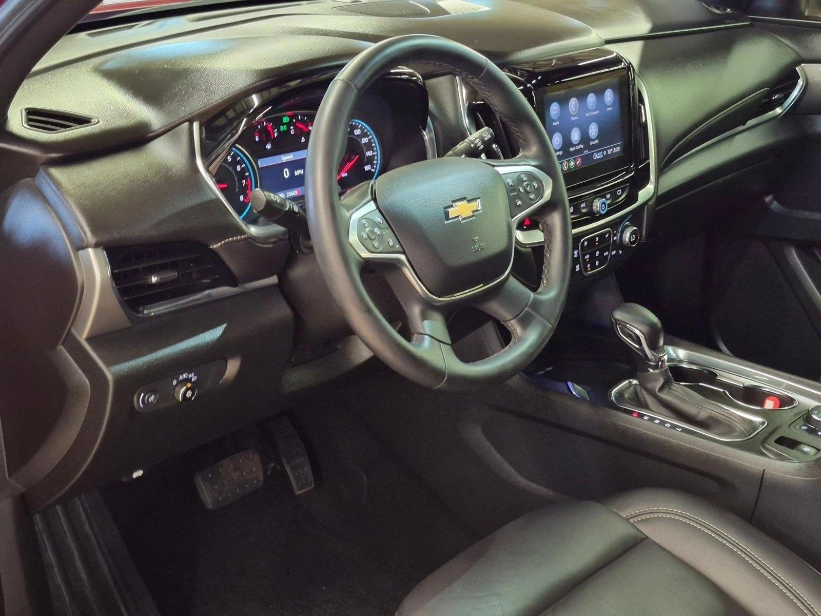 Thumbnail: 2023 Chevrolet Traverse - 3