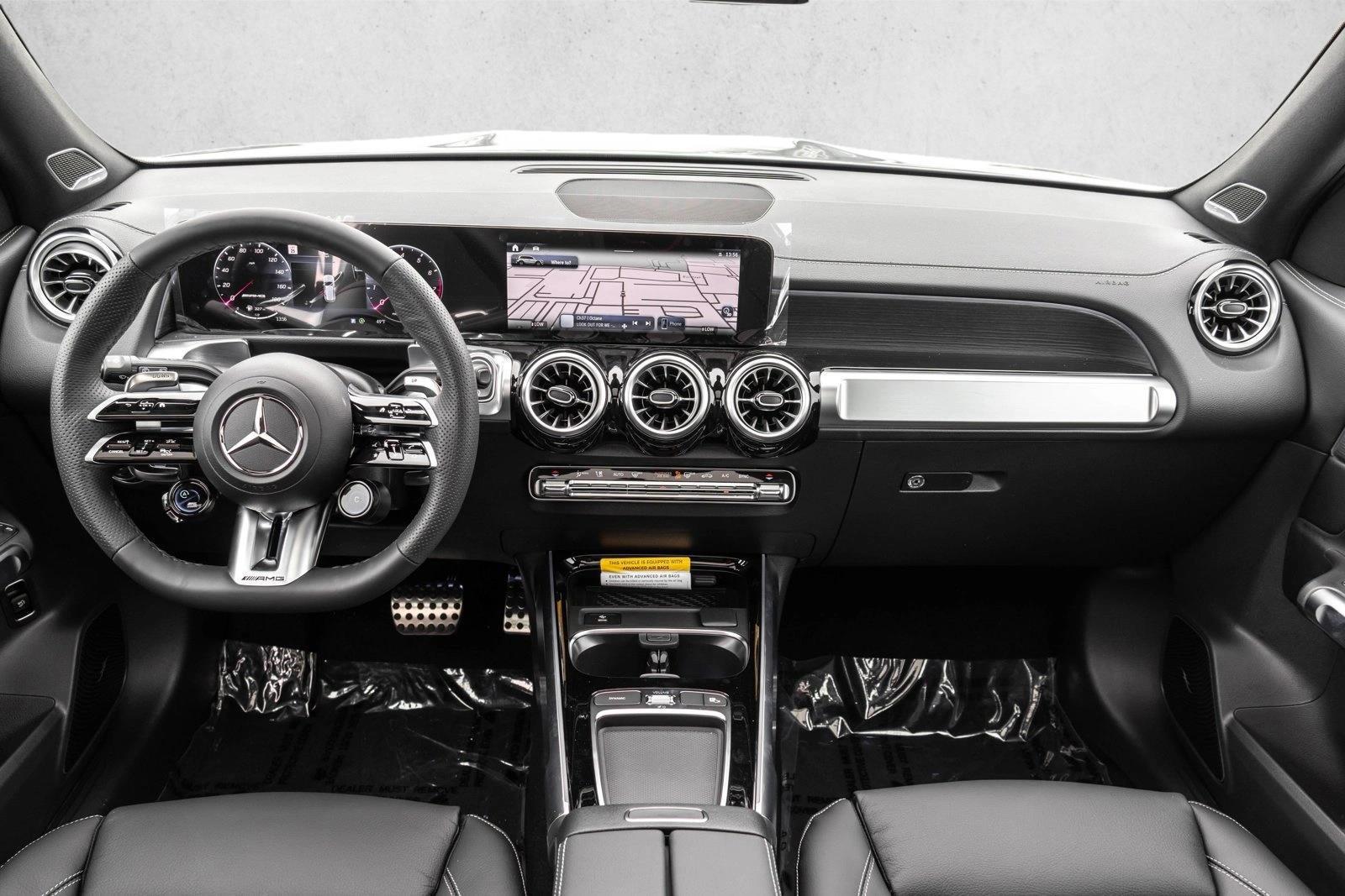 Thumbnail: 2026 Mercedes-Benz GLB - 4