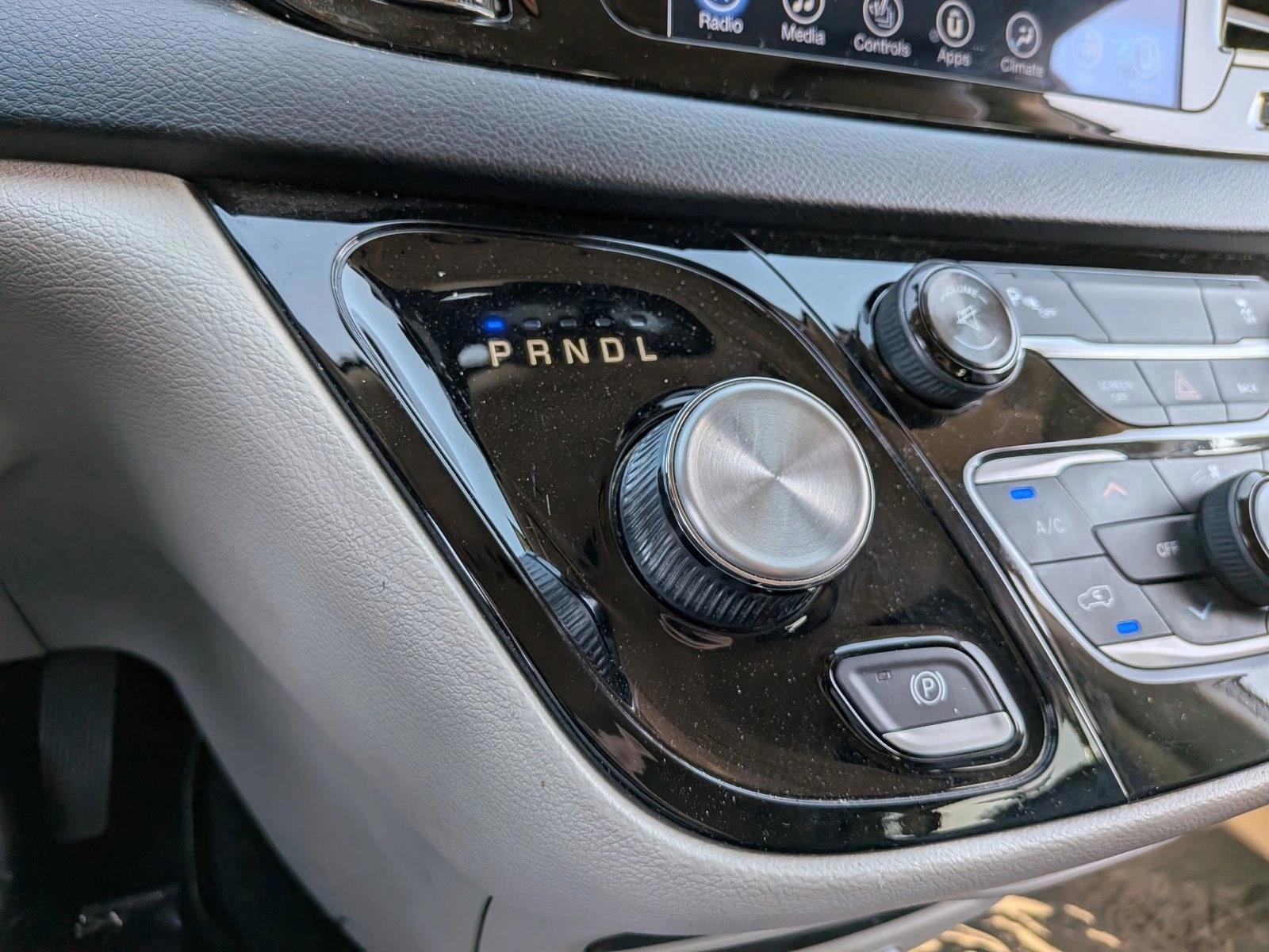 2017 Chrysler Pacifica Touring-L - Photo 18