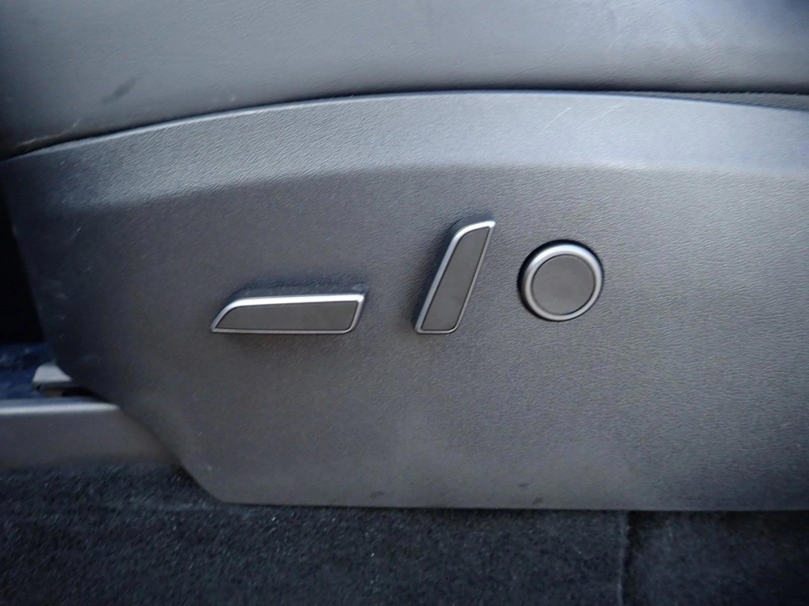 Thumbnail: 2023 Tesla Model Y - 3