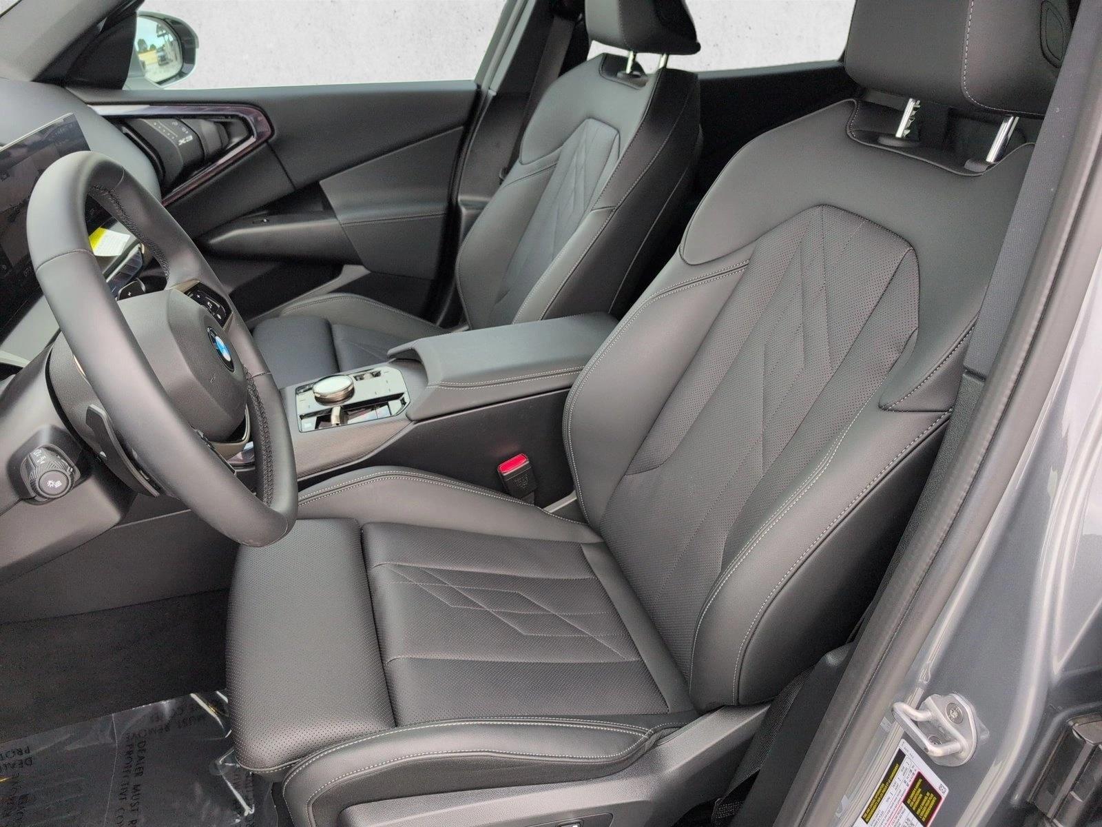 2025 BMW X3 30 - Photo 16