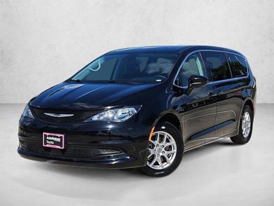 2024 Chrysler Voyager