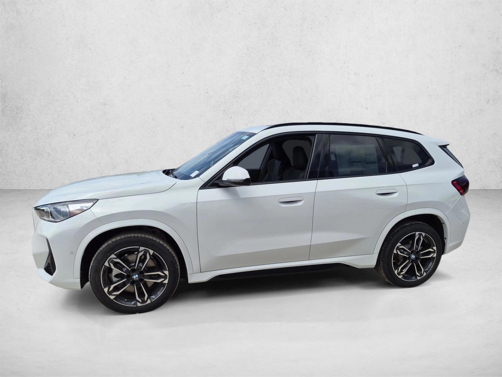 Thumbnail: 2026 BMW X1 - 2