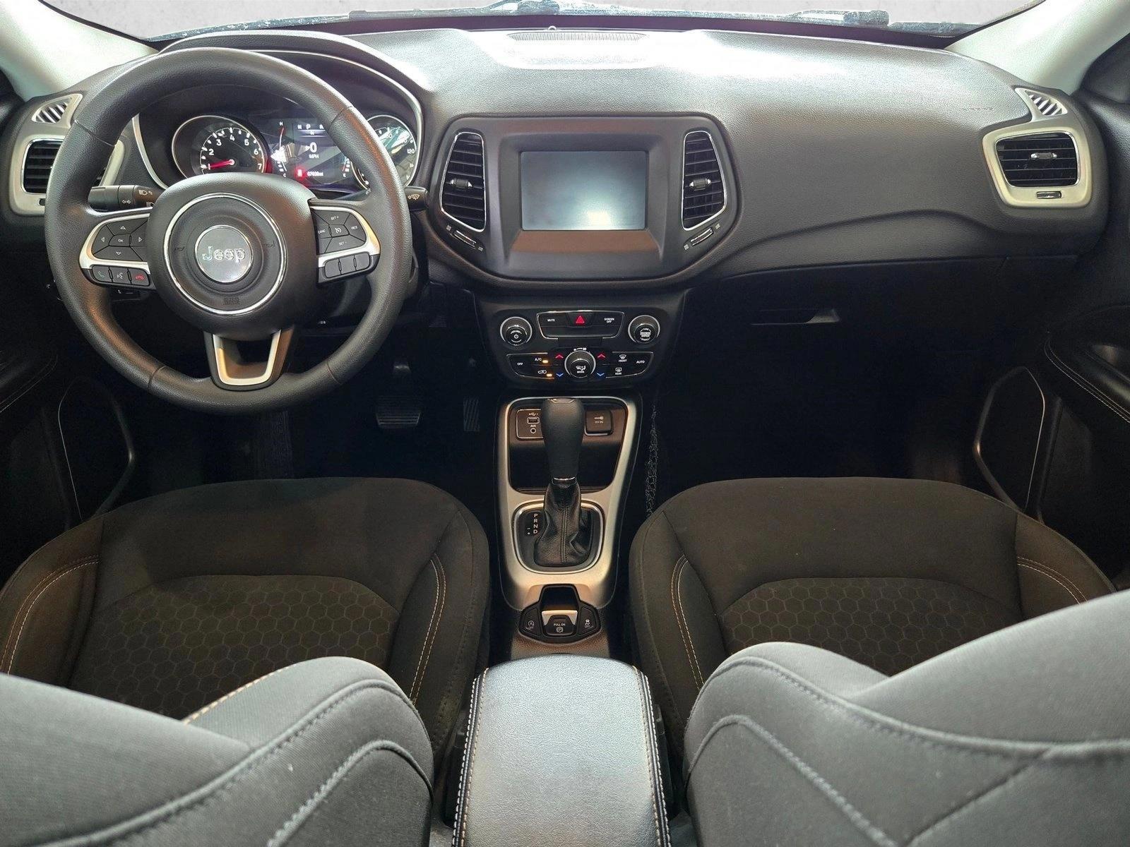 Thumbnail: 2020 Jeep Compass - 3