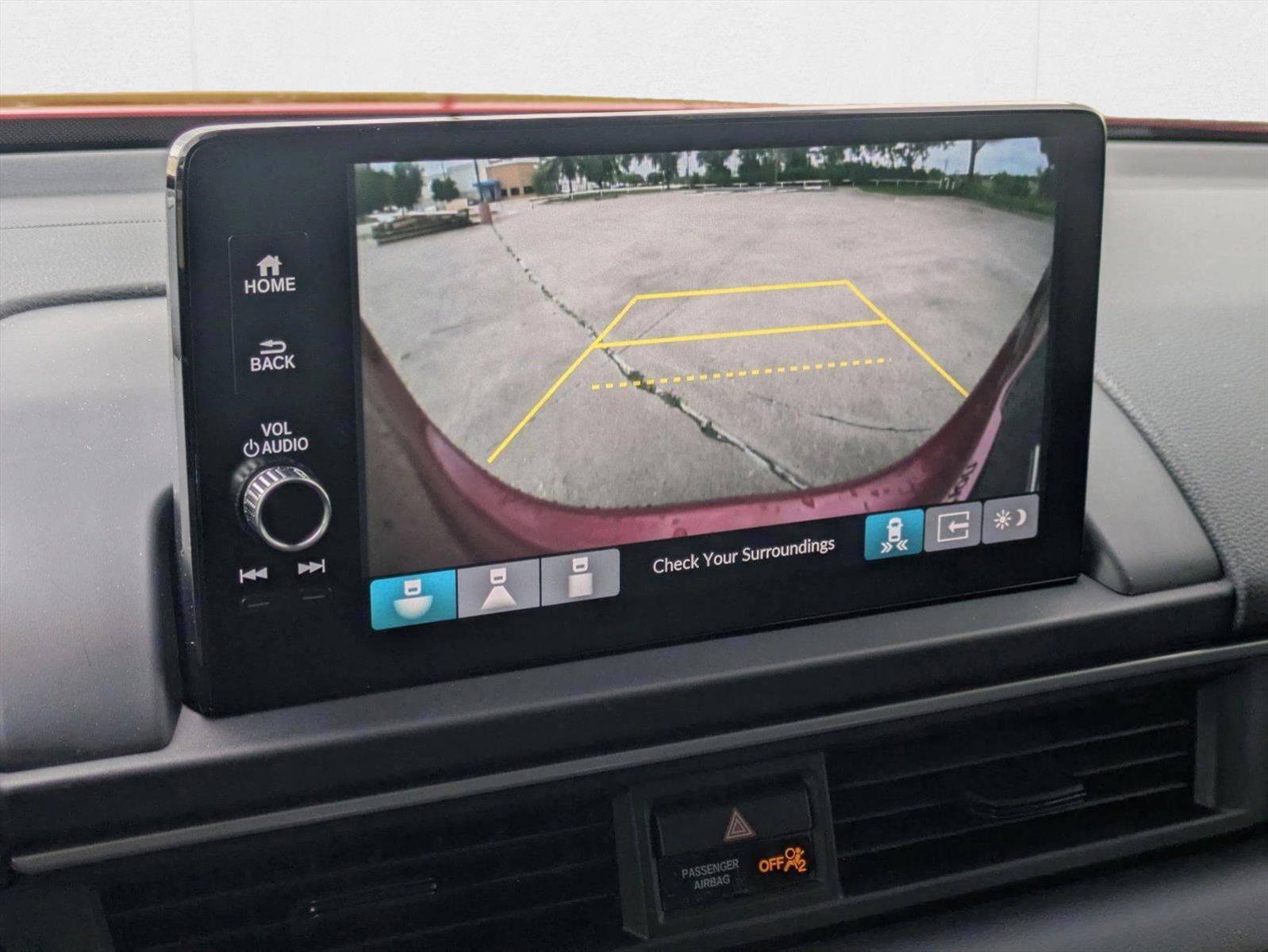 2025 Honda Pilot Touring - Photo 13