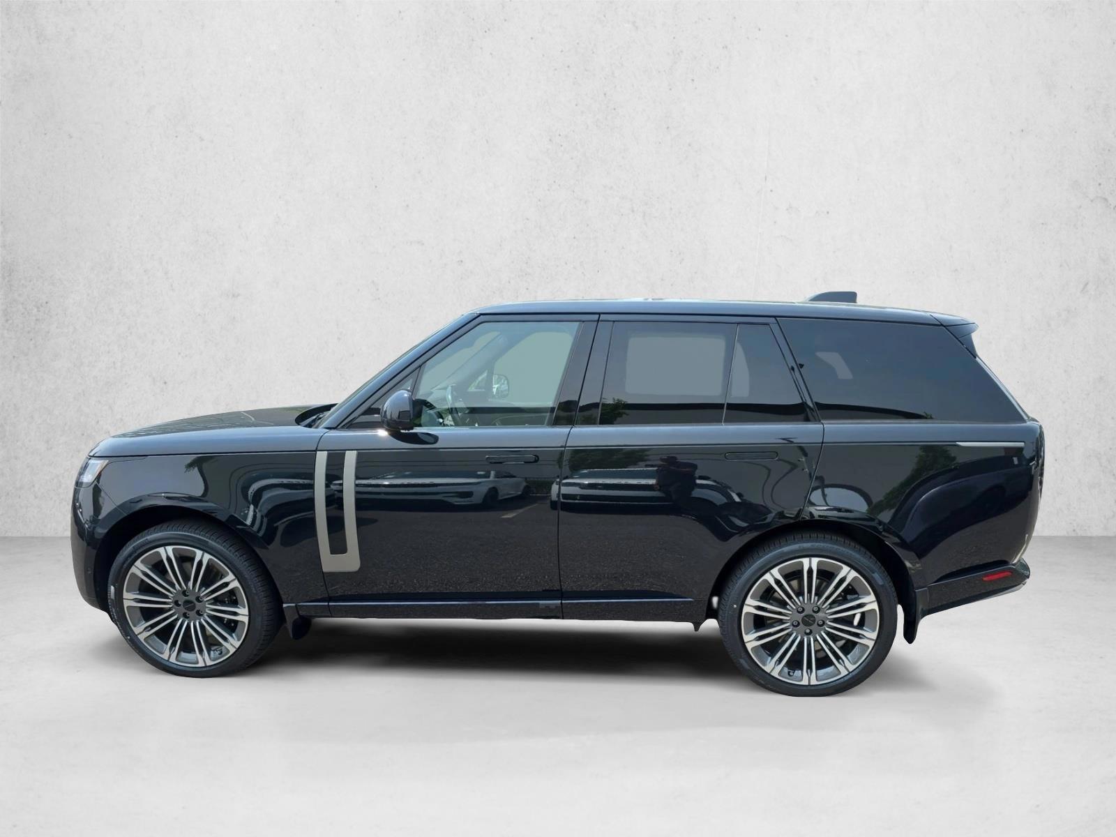 Thumbnail: 2026 Land Rover Range Rover - 2