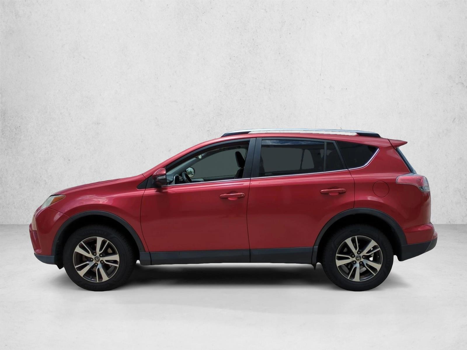 Thumbnail: 2017 Toyota RAV4 - 2
