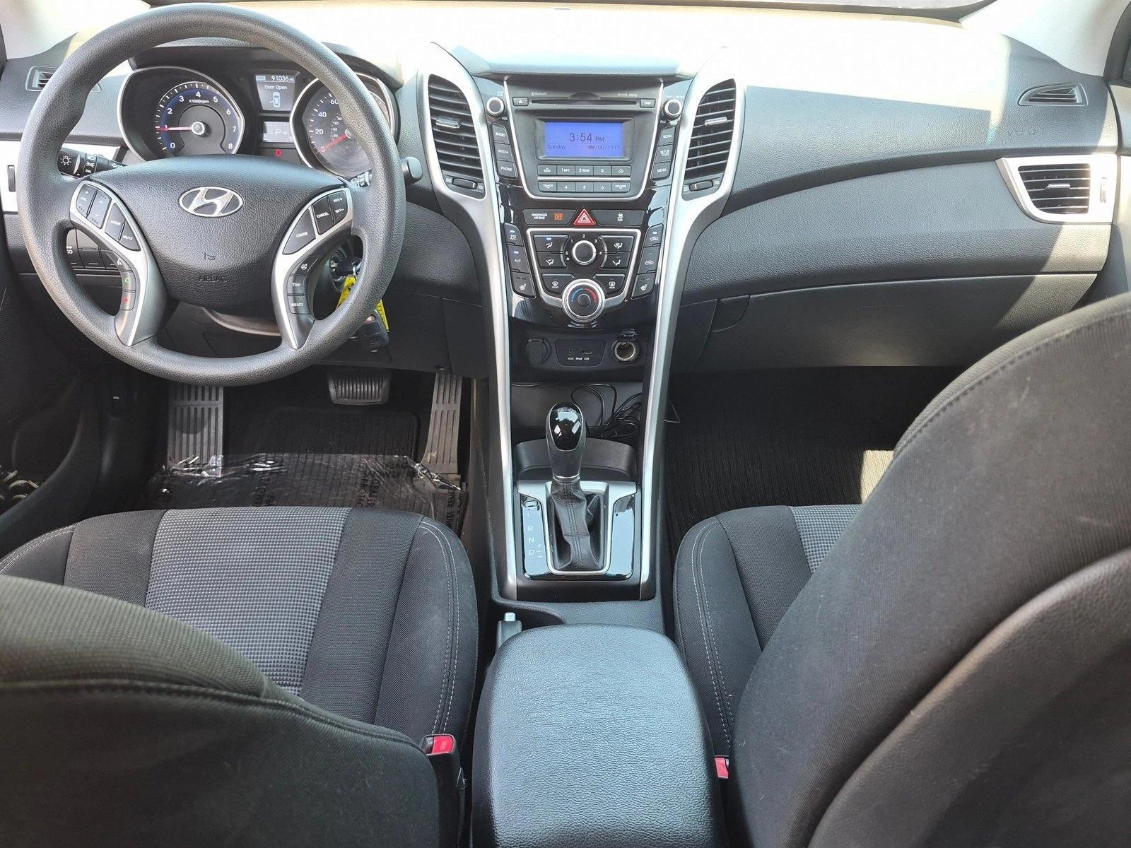 Thumbnail: 2014 Hyundai Elantra - 3
