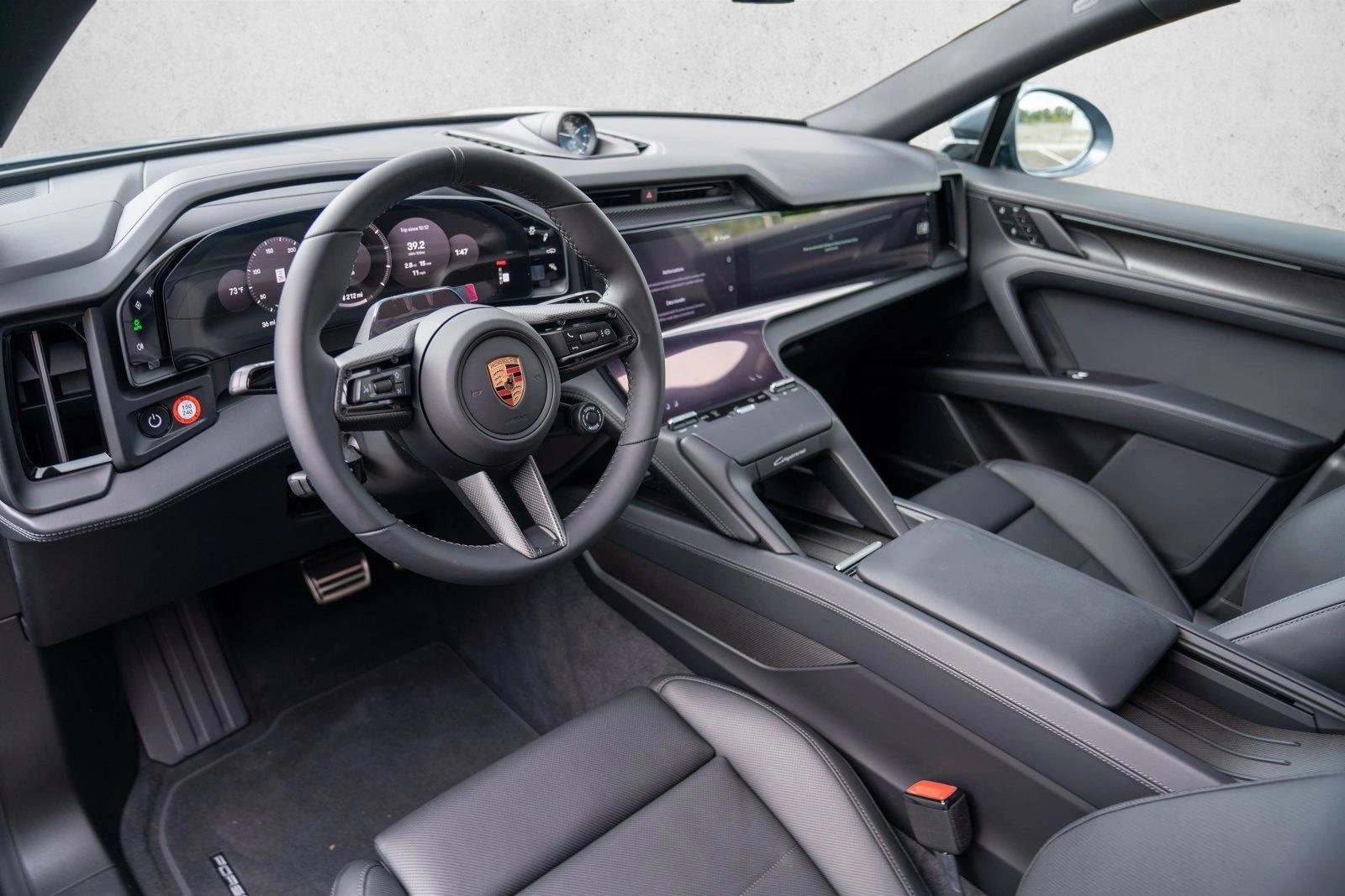Thumbnail: 2026 Porsche Cayenne - 3