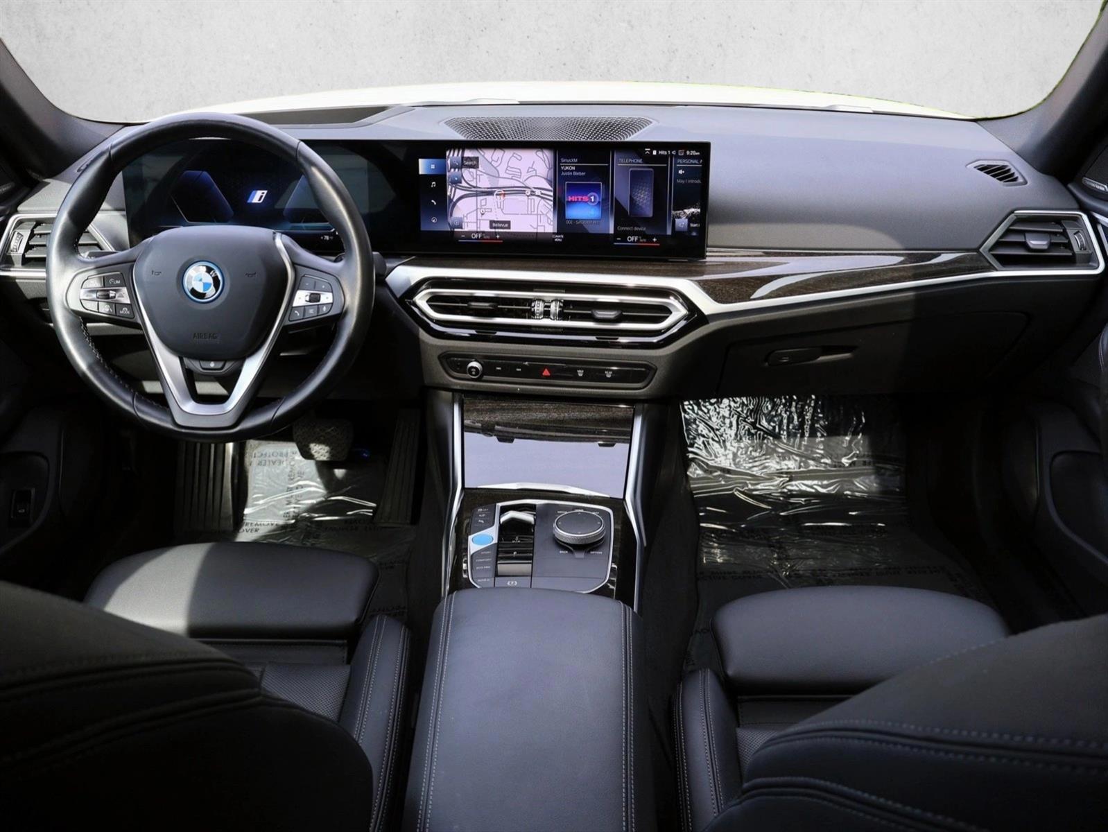 Thumbnail: 2023 BMW i4 - 4