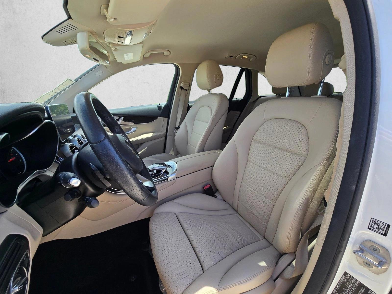 2017 Mercedes-Benz GLC GLC300 - Photo 16