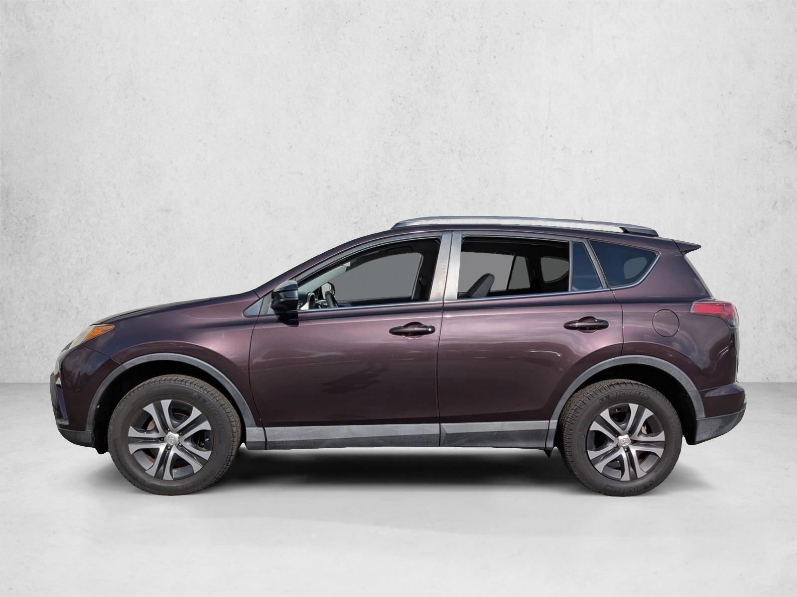 Thumbnail: 2018 Toyota RAV4 - 2