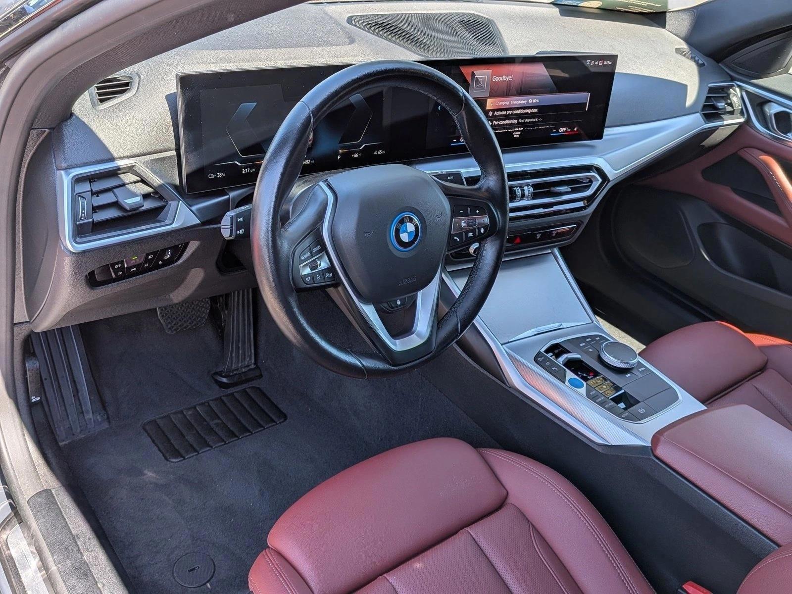 Thumbnail: 2023 BMW i4 - 2