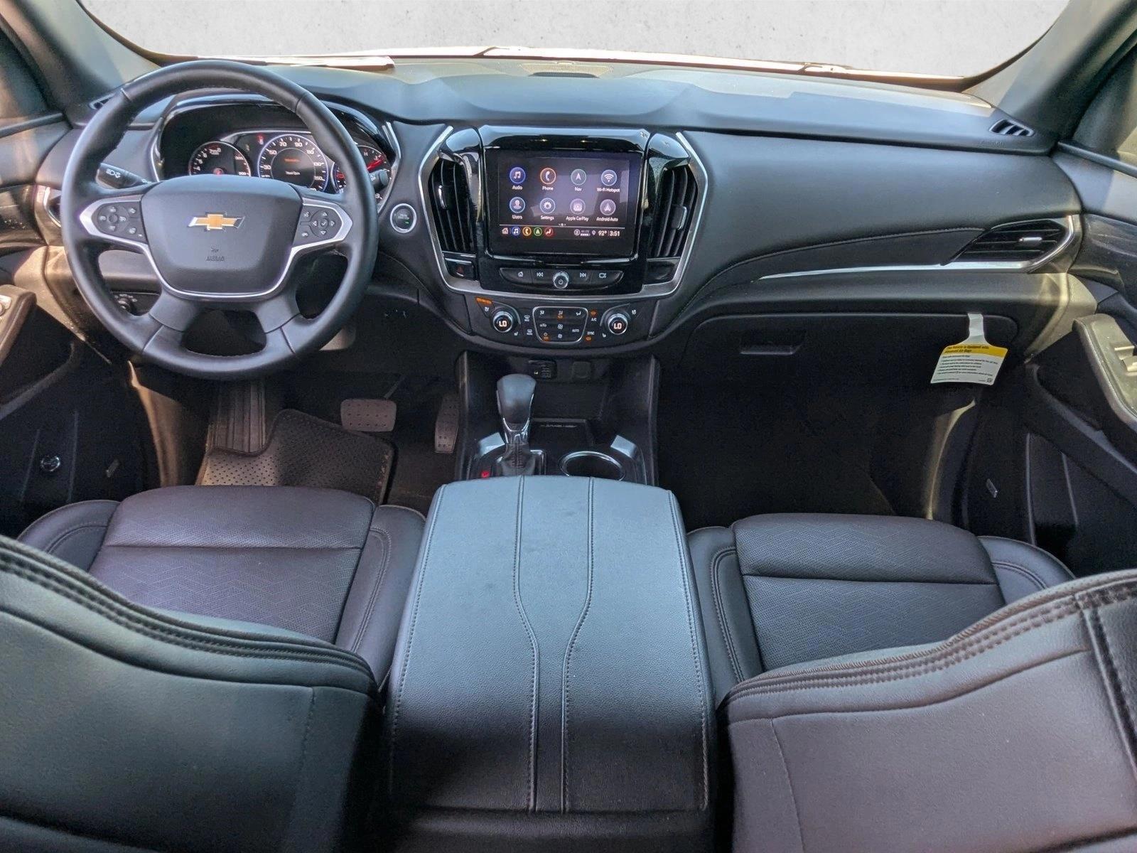 Thumbnail: 2024 Chevrolet Traverse - 3